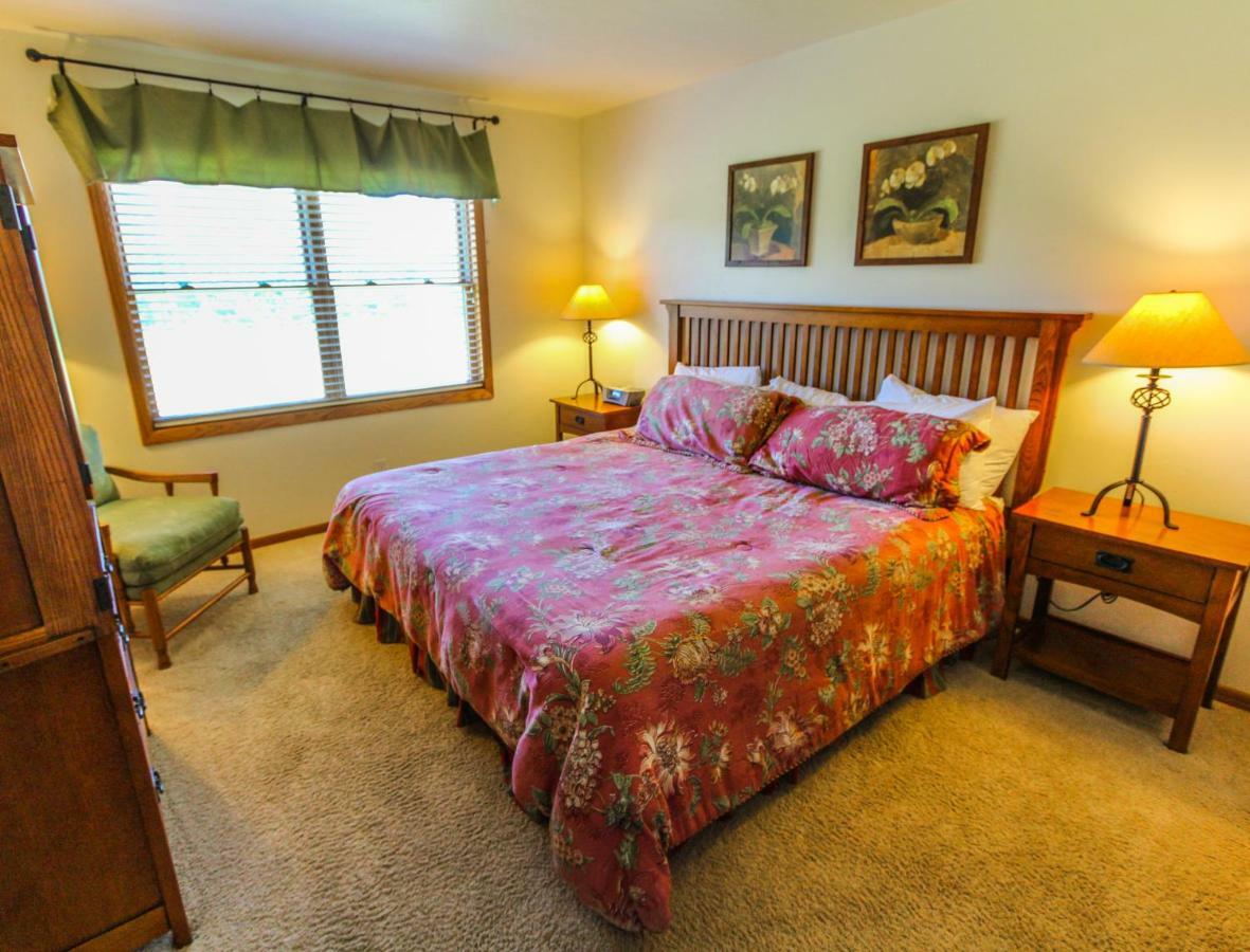 Meadow Ridge Condos Egg Harbor Extérieur photo